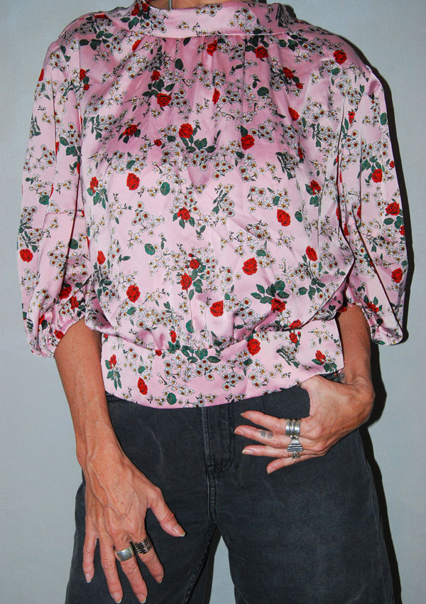 חולצה פרחונית טיקט