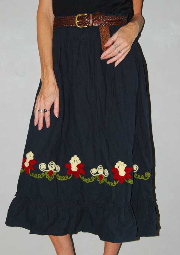 חצאית חוטי צמר