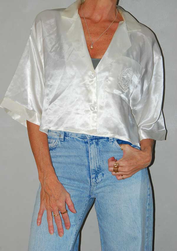 חולצת וינטג' מגניבה