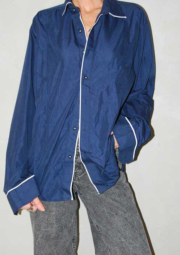 חולצה מכופתרת