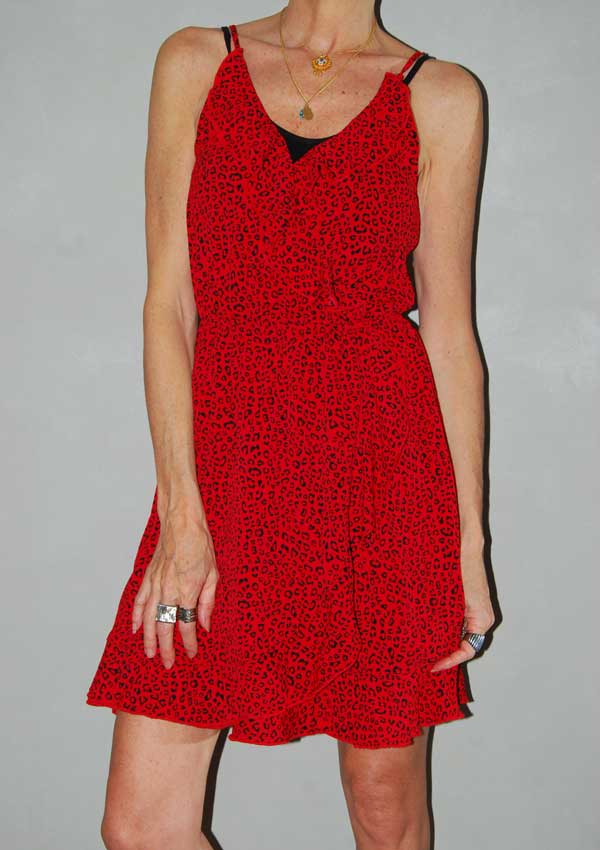 שמלה נמרית אדומה