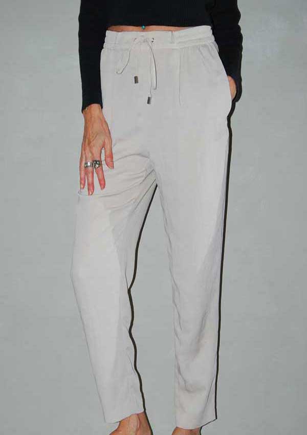 מכנסיים קרם