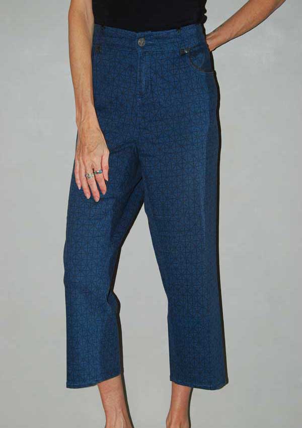 מכנסיי משולשים