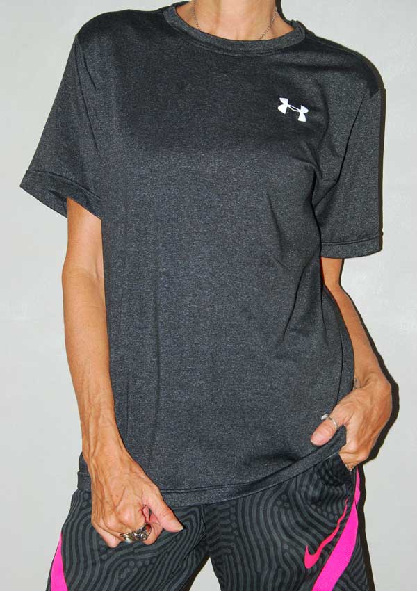 חולצת ספורט UNDER ARMOUR